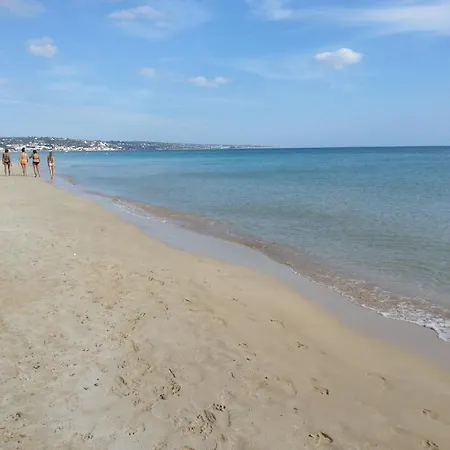 Yatabui Bed & Breakfast